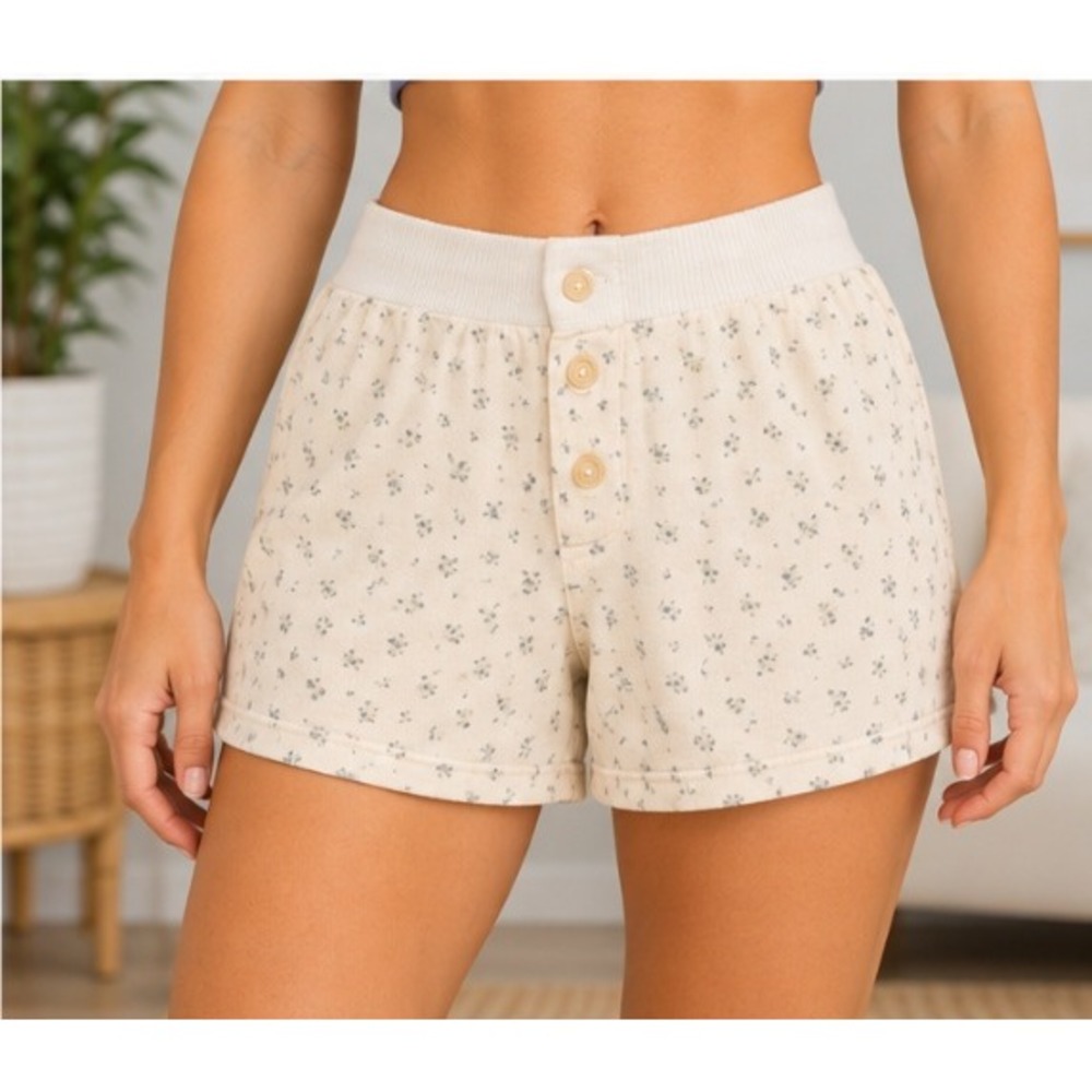 Brandy Melville Floral Pajama Shorts Cream Blue Cotton Lounge Boy Shorts SM_253